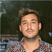 Profesor de inglés apto para todas las edades y niveles.